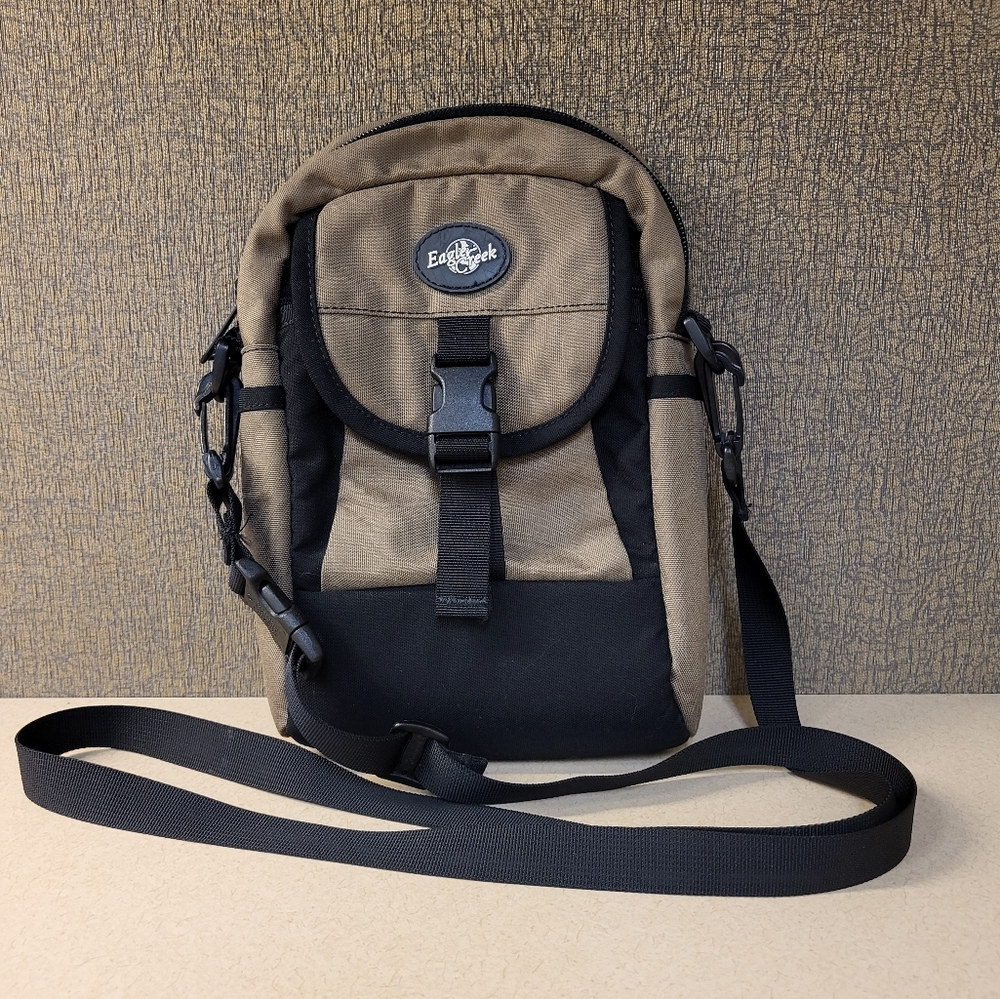 EAGLE CREEK Crossbody Bag